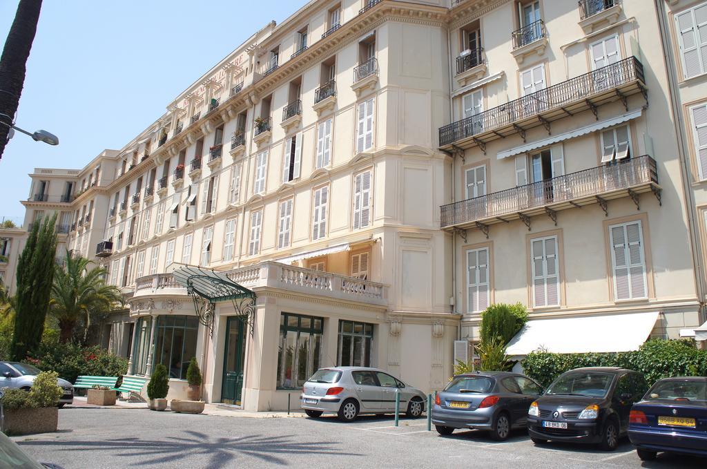 Le Louvre Daire Menton Dış mekan fotoğraf